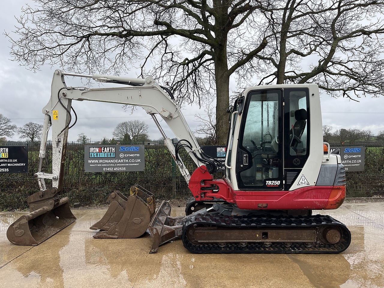 Takeuchi 2015 Excavator
