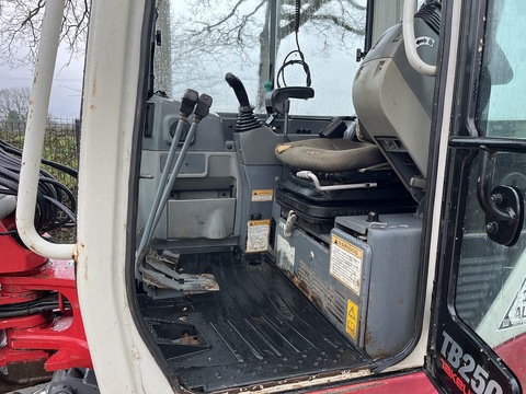 2015 Excavator