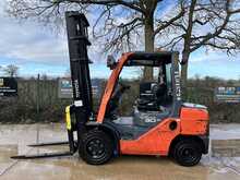 Toyota 02-8FDF30 Forklift 