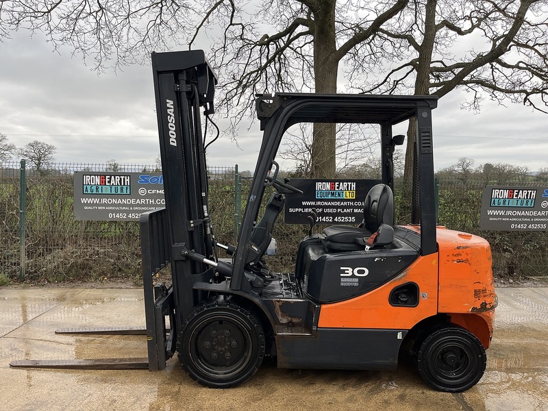 2013 Forklift