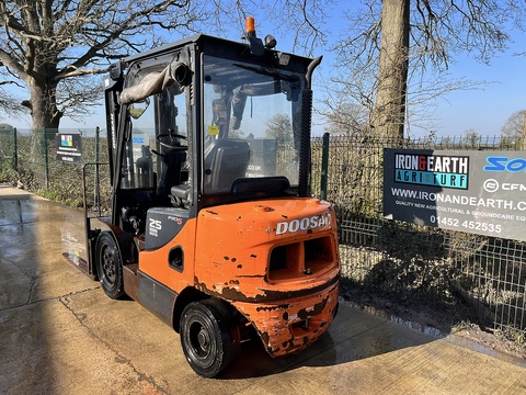 2016 Forklift