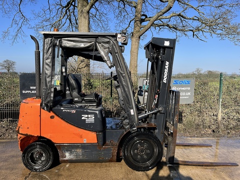 2016 Forklift