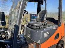 Doosan D25S-5 Forklift 
