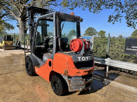 2017 Forklift