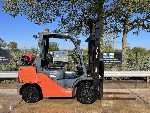 2017 Forklift