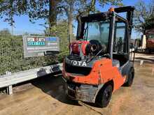 Toyota 02-8FGF30 Forklift 