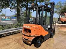 Doosan D30S-5 Forklift 
