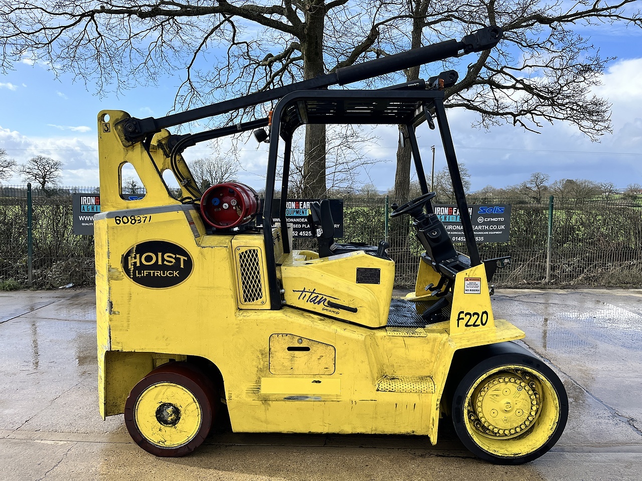 2016 Hoist F220B Lift Truck other for sale in Berkeley, Gloucestershire — photo 4