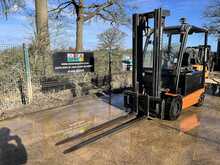 Doosan B25X-5 Forklift 