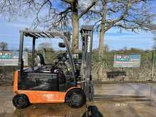 Doosan B25X-5 Forklift 