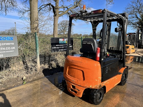 2007 Forklift