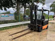 Doosan B25X-5 Forklift 