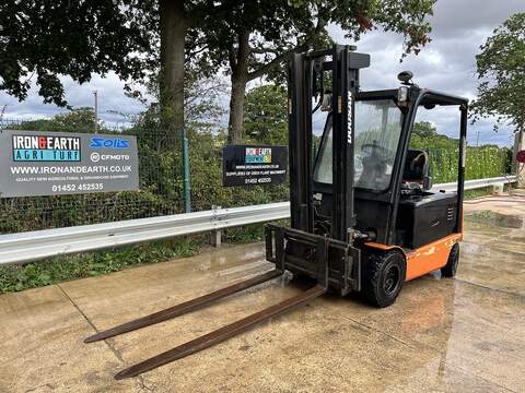 2007 Forklift