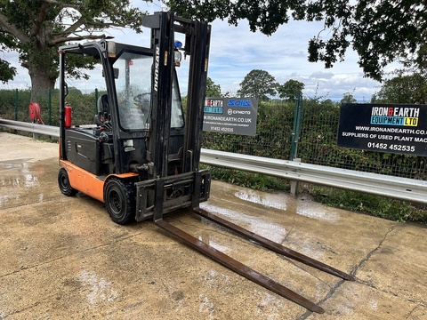 2007 Forklift