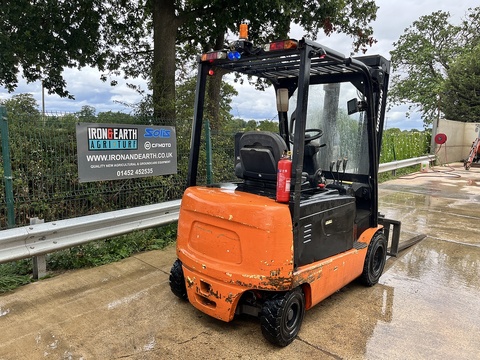 2007 Forklift