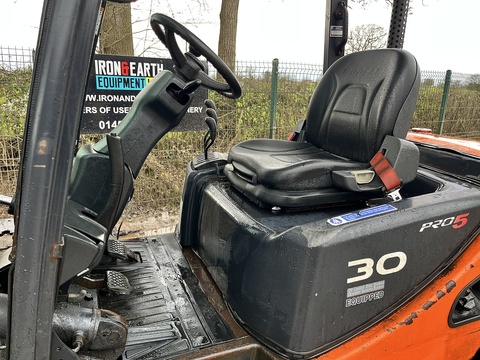 2013 Forklift