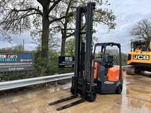 Aisle Master 20WHE Articulated Forklift 