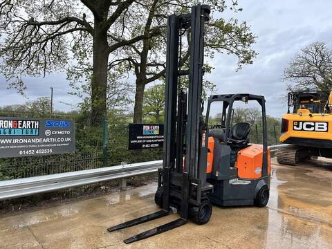 2011 Forklift
