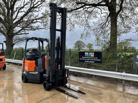 2011 Forklift
