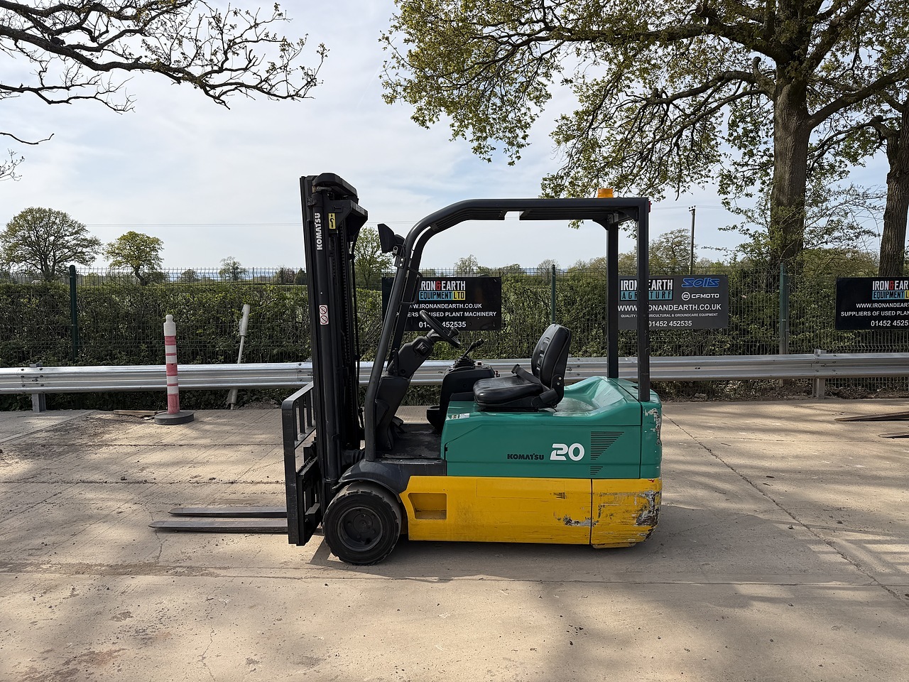 Komatsu 2010 Forklift Electric