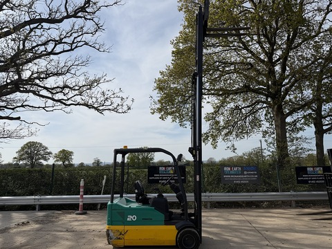 2010 Forklift Electric
