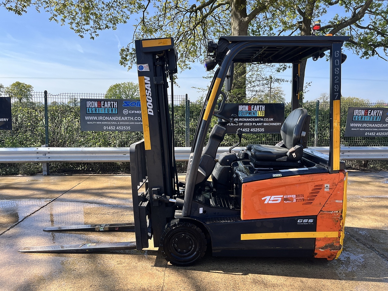 Doosan 2015 Forklift Electric