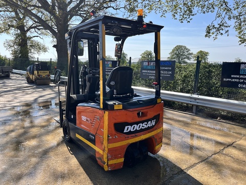 2015 Forklift Electric