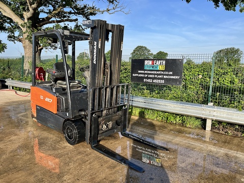 2017 Forklift Electric