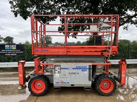2012 Scissor Lift D