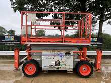 Skyjack SJ6832RT Scissor Lift 