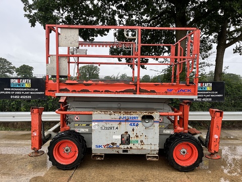 2012 Scissor Lift D