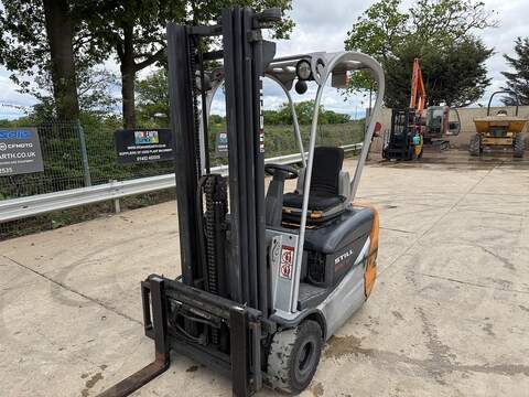 2006 Forklift 1