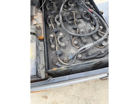 2006 Forklift 1