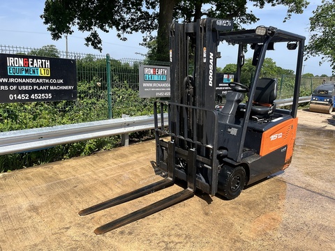 2017 Forklift