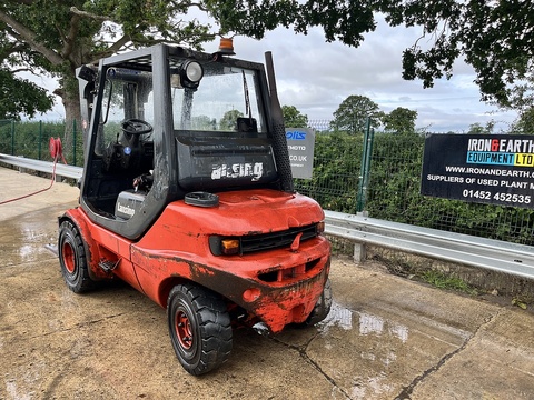 2001 Forklift