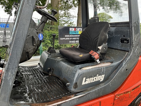 2001 Forklift