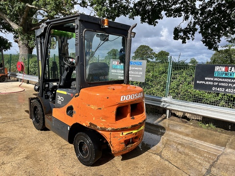 2011 Forklift