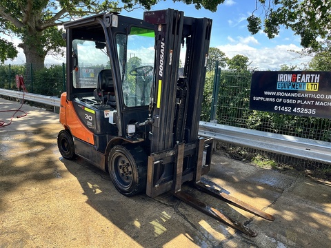 2011 Forklift