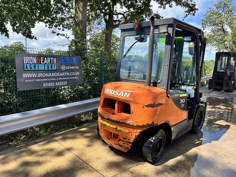 2011 Forklift