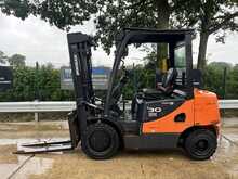 Doosan D30S-5 Forklift 