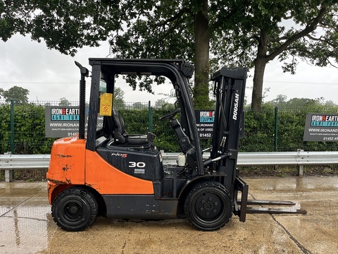 2011 Forklift