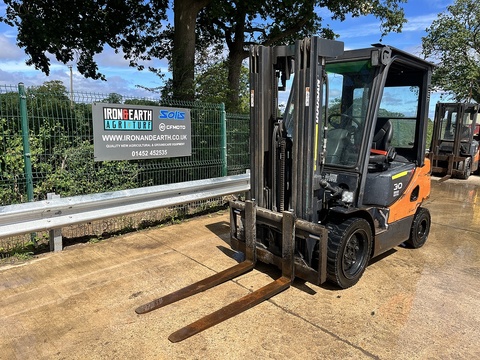 2011 Forklift