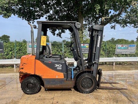 2011 Forklift