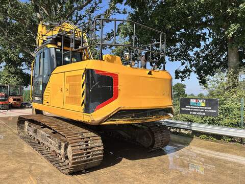 2019 Excavator