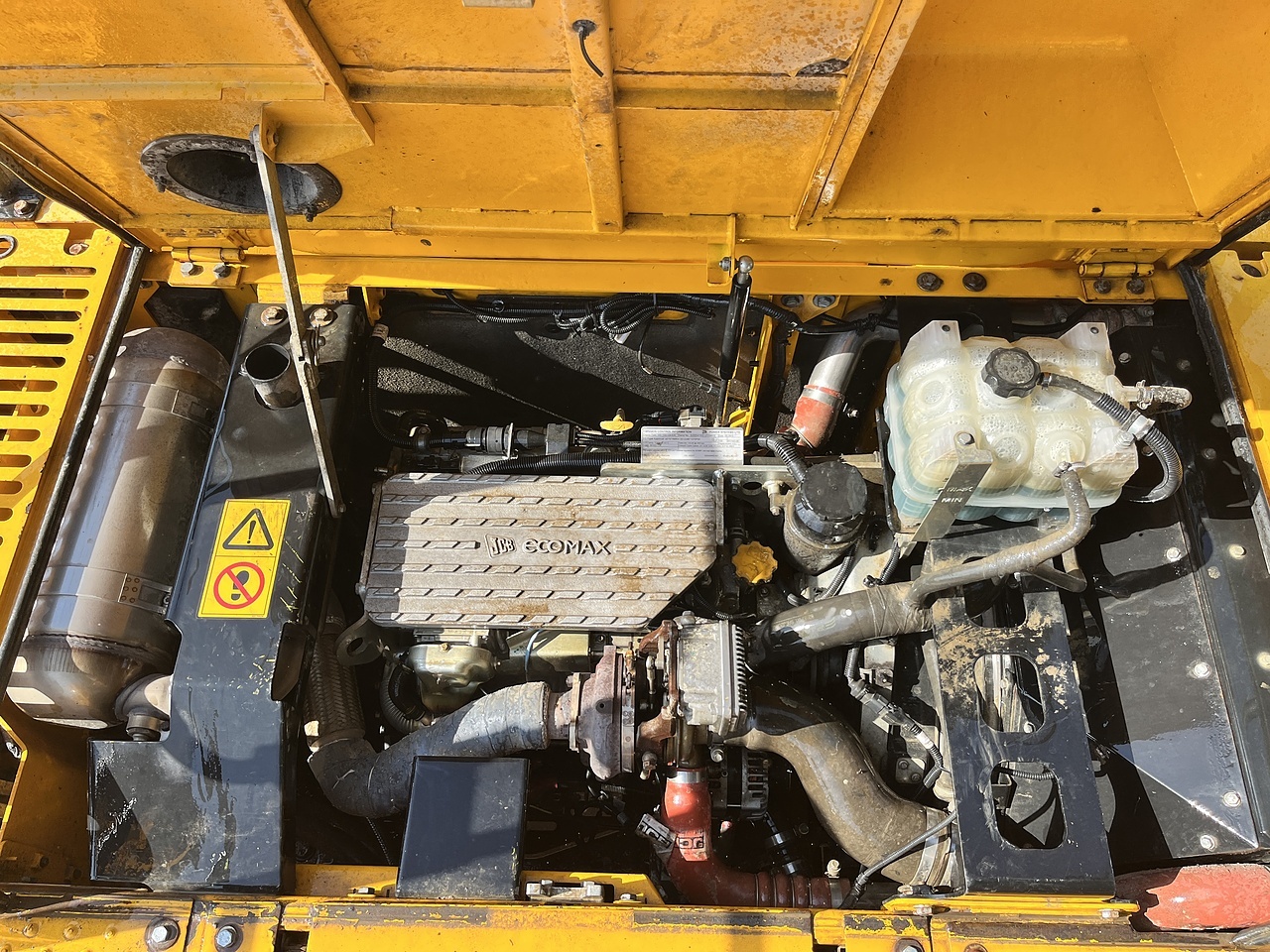2019 JCB 220X LC Excavator excavator for sale in Berkeley, Gloucestershire — photo 8
