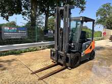 Doosan D30S-5 Forklift 