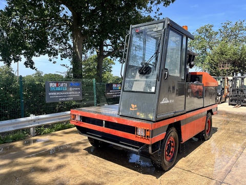 2005 1 Forklift