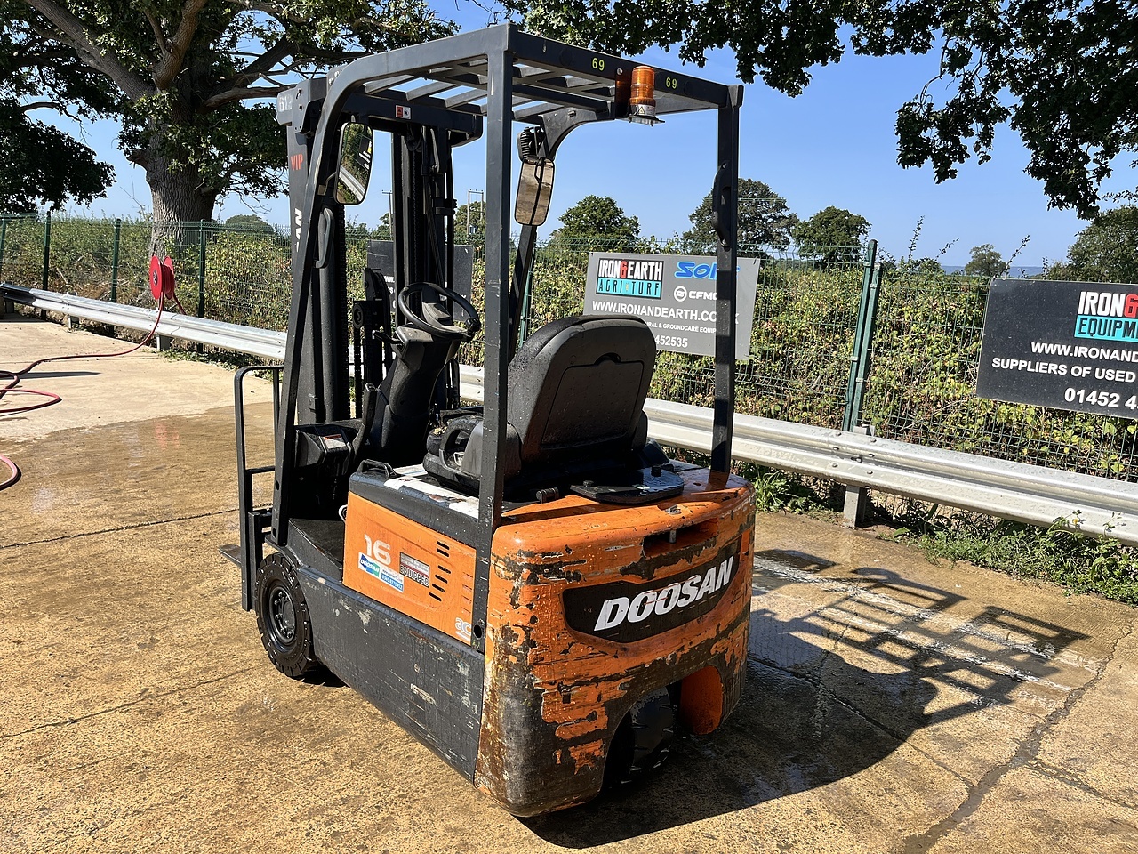2020 Doosan B16R-7 Forklift forklift for sale in Berkeley, Gloucestershire — photo 3