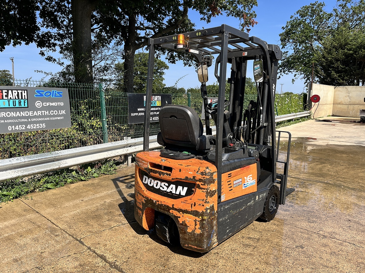 2020 Doosan B16R-7 Forklift forklift for sale in Berkeley, Gloucestershire — photo 6