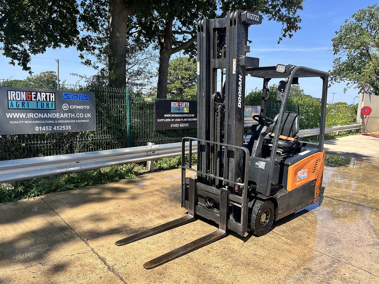 2020 Doosan B18T-7 Forklift forklift for sale in Berkeley, Gloucestershire — photo 2